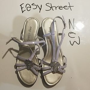 Womens easy step lavendar heels new